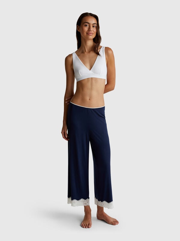 Pantaloni fluidi a 3/4 con pizzo Donna