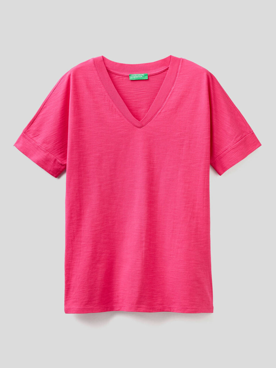 T-shirt con scollo a V 100% cotone image number 1