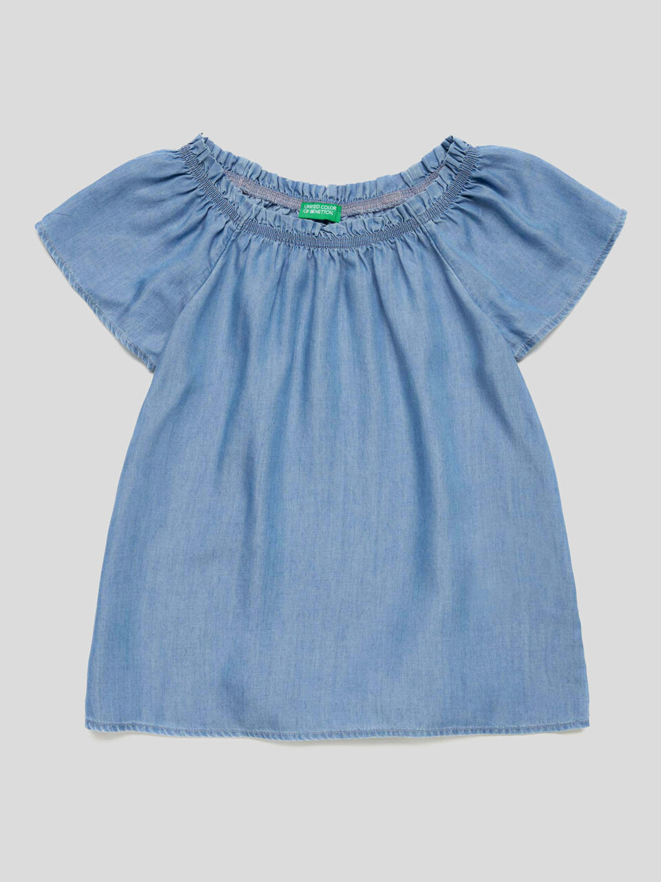 Blusa svasata con rouches image number 1