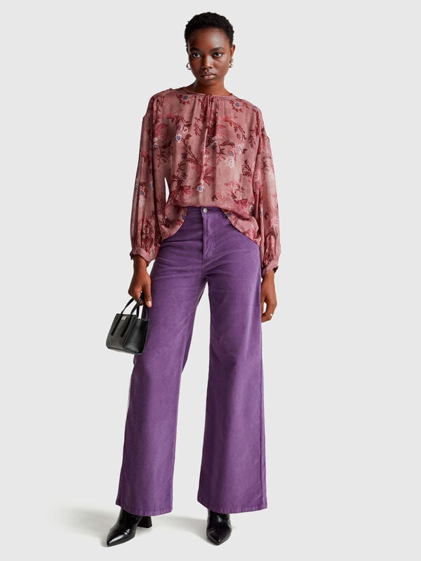 Pantaloni wide fit in velluto Pantaloni wide fit in velluto Donna