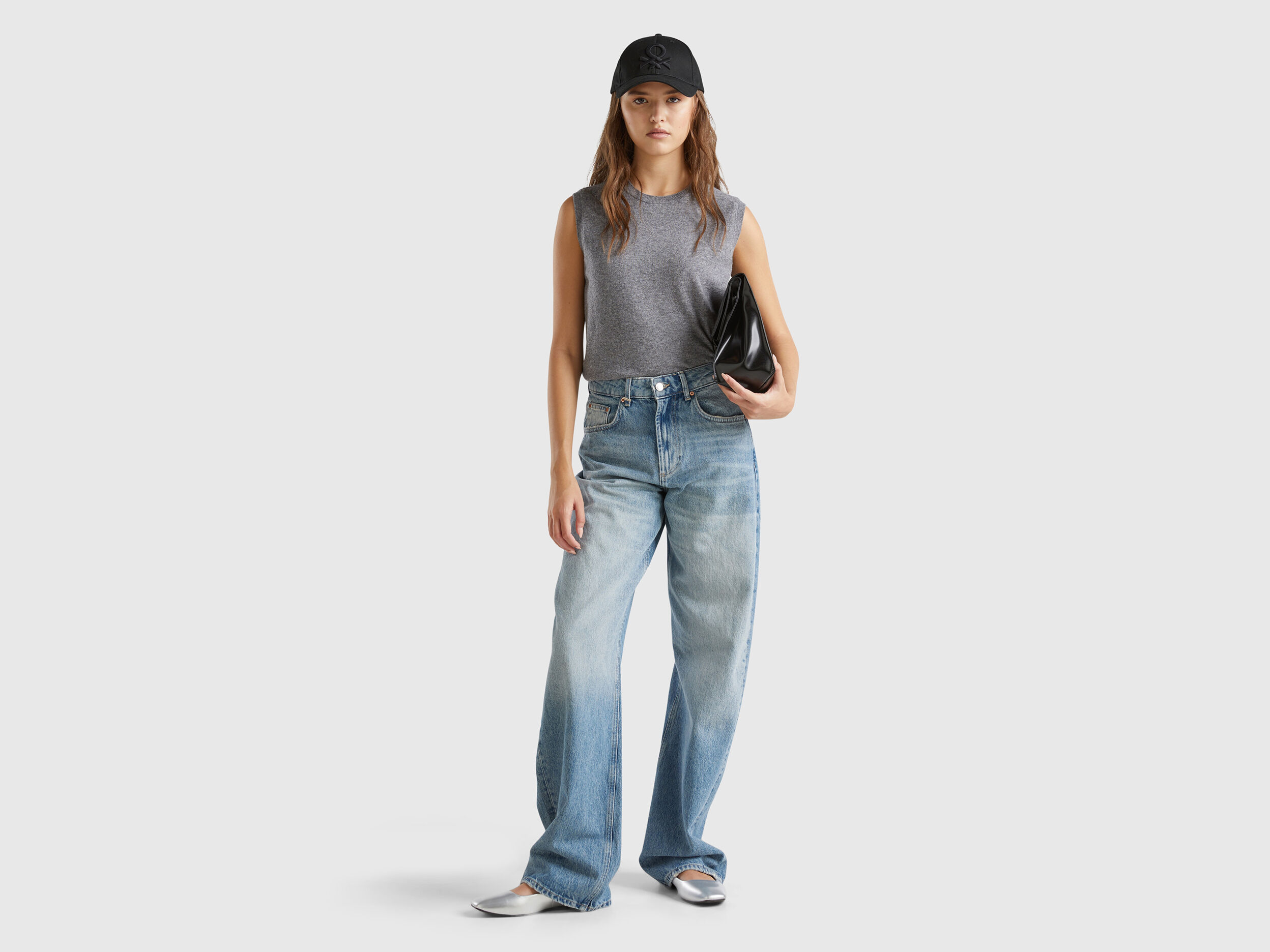 Pantaloni jeans larghi online