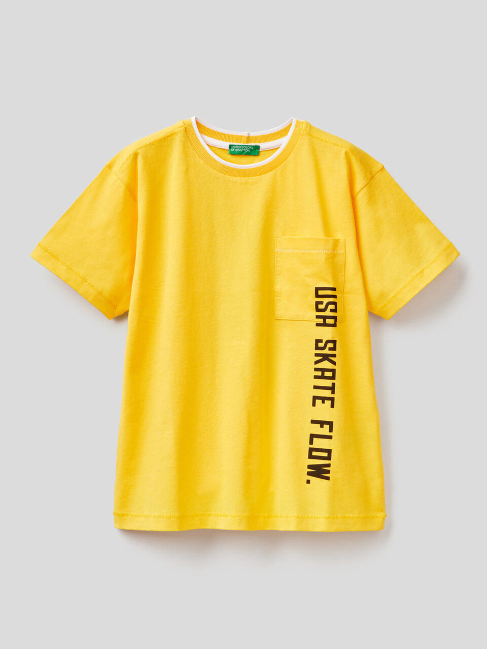 T-shirt con taschino image number 1
