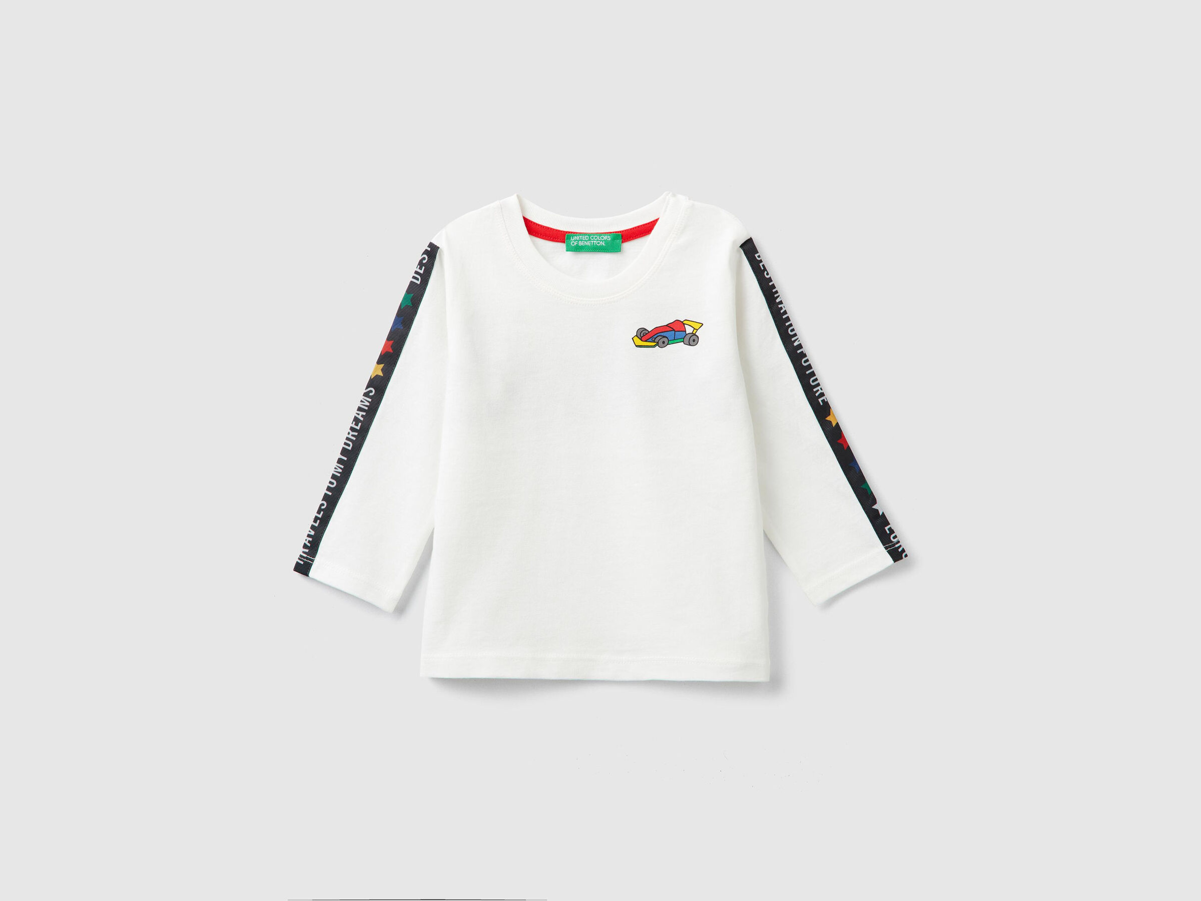 T-shirt con stampa slogan image number null