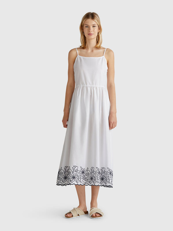 Vestito con ricamo floreale Donna