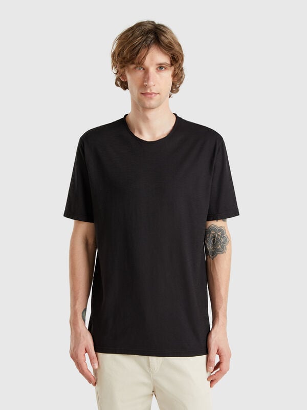 T-shirt nera in cotone fiammato Uomo