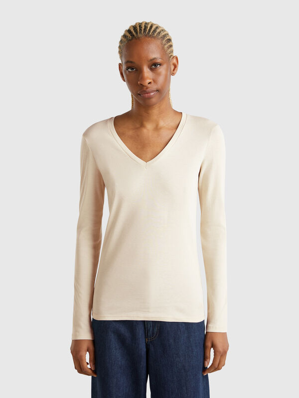 T-shirt a manica lunga con scollo a V Donna