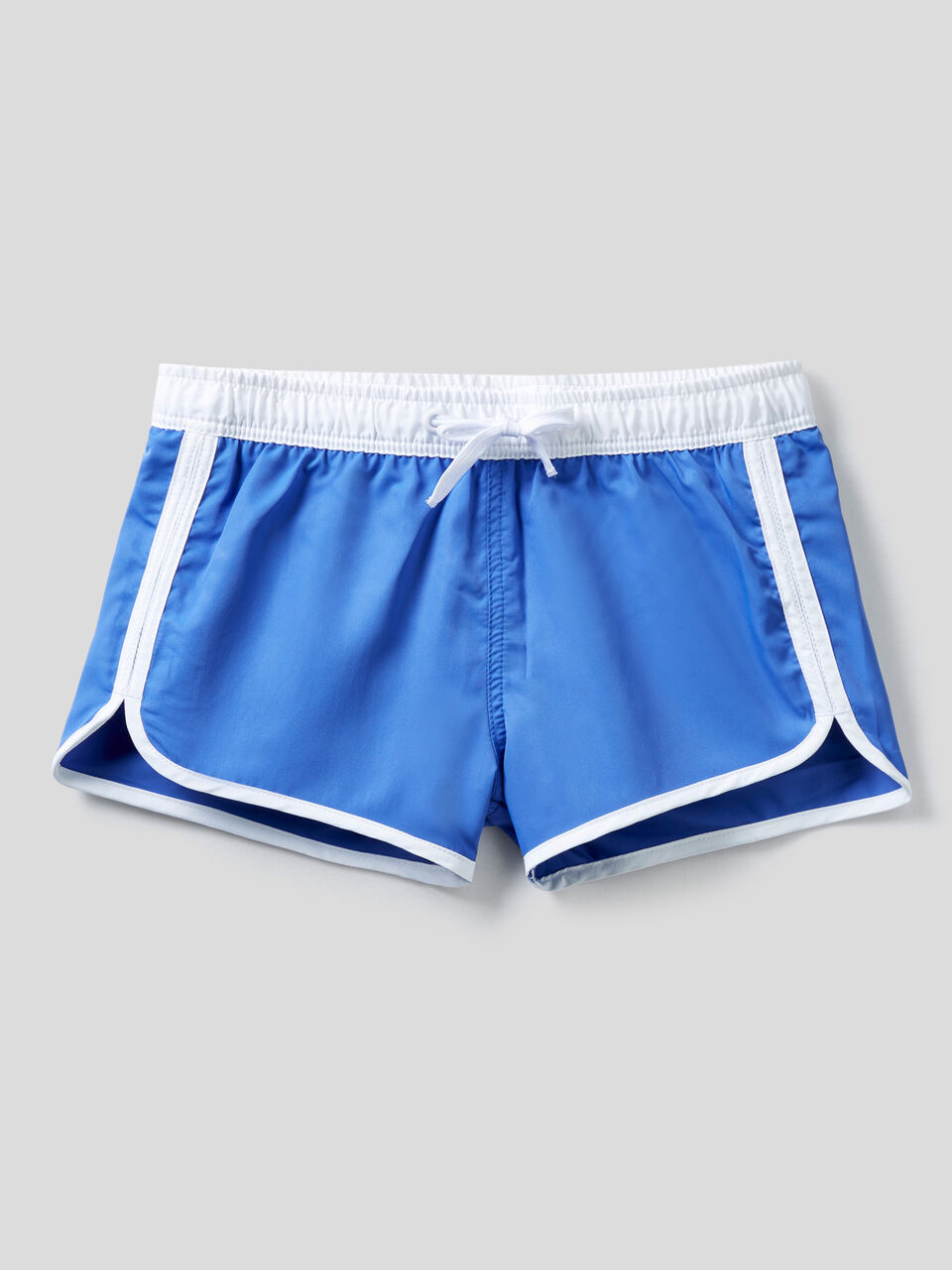 Boxer mare con logo image number 1