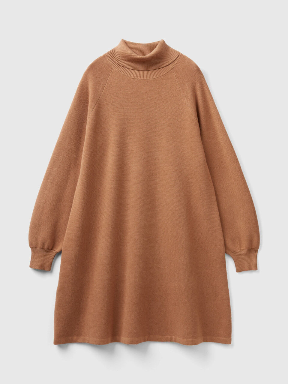 Abito in top maglia collo alto