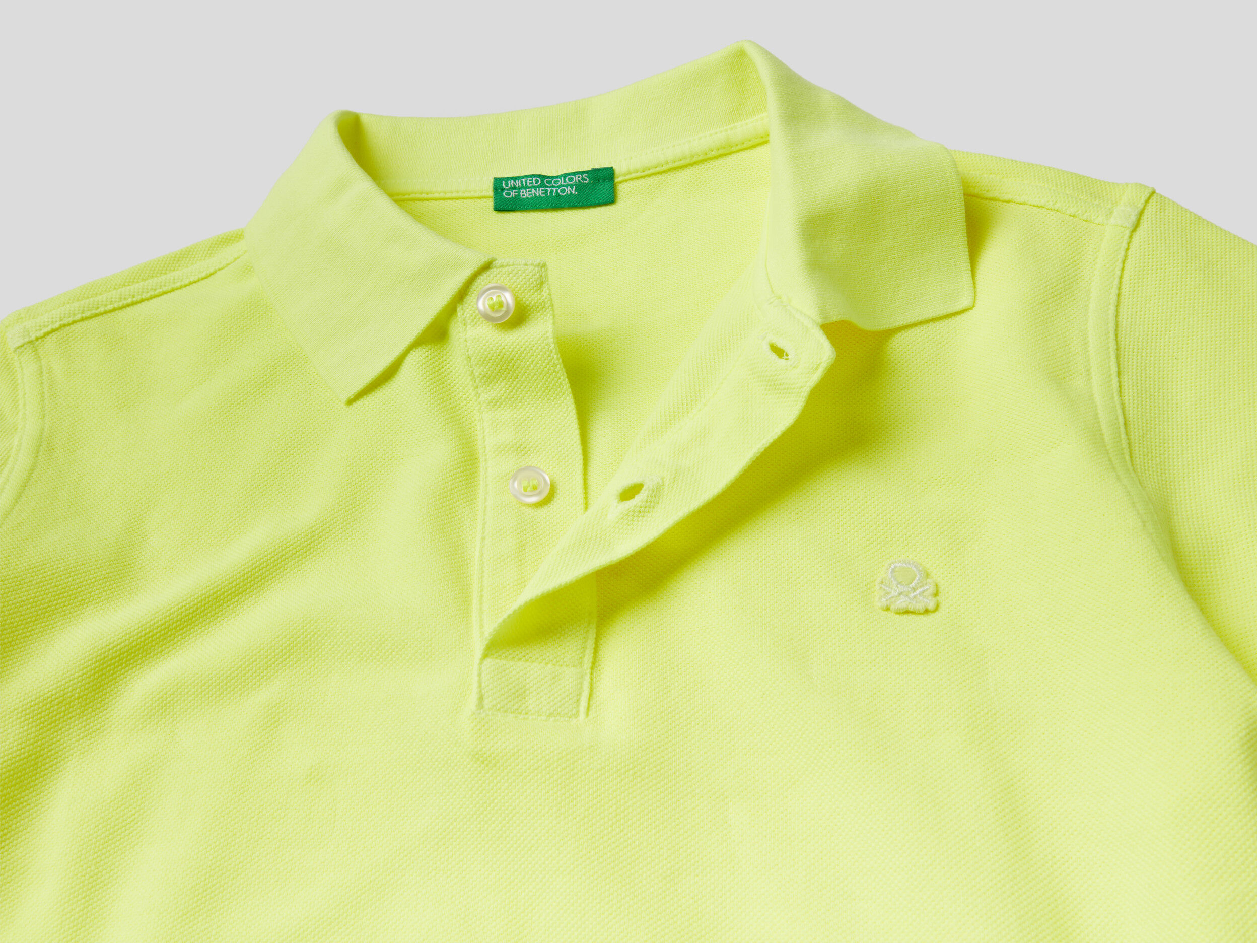 United Colors of Benetton Abbigliamento Top e t-shirt T-shirt Polo Polo Fluo In Puro Cotone Biologico 