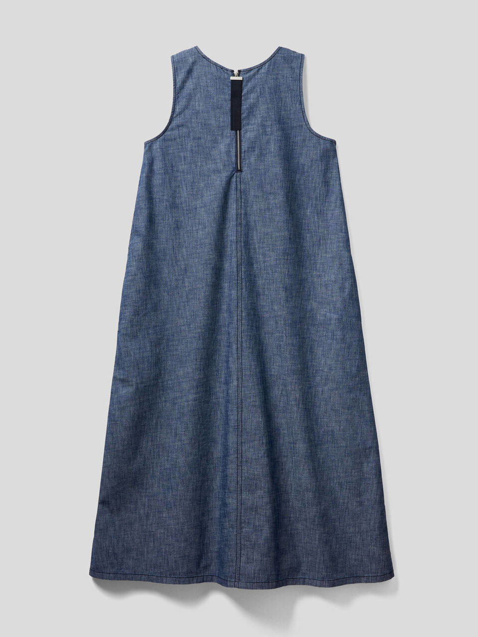Maxi abito smanicato effetto jeans image number 2