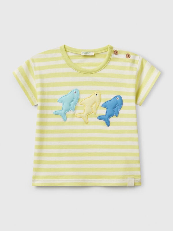 T-shirt a righe con patch squali Baby