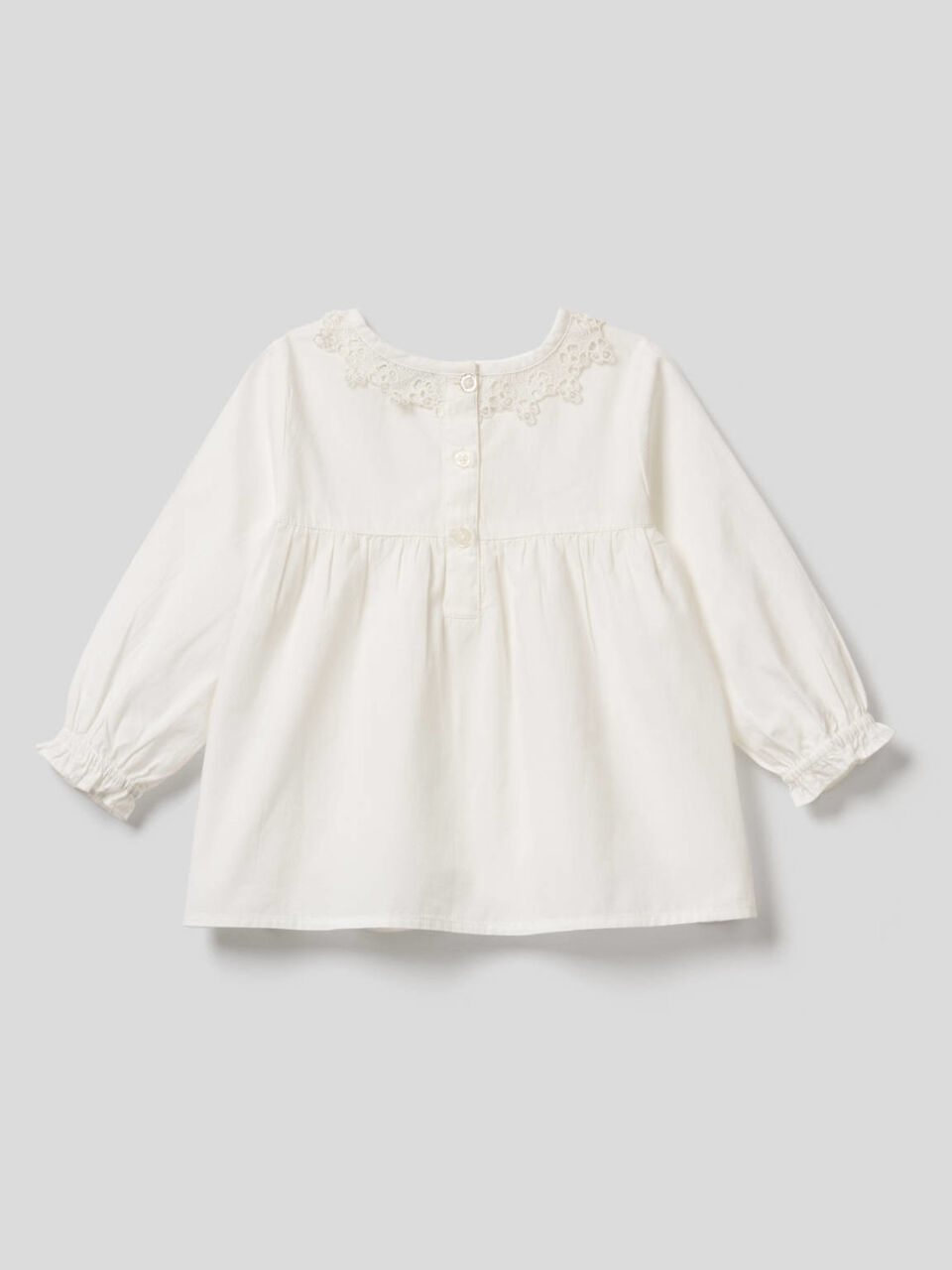 Blusa 100% cotone con colletto in pizzo image number 2