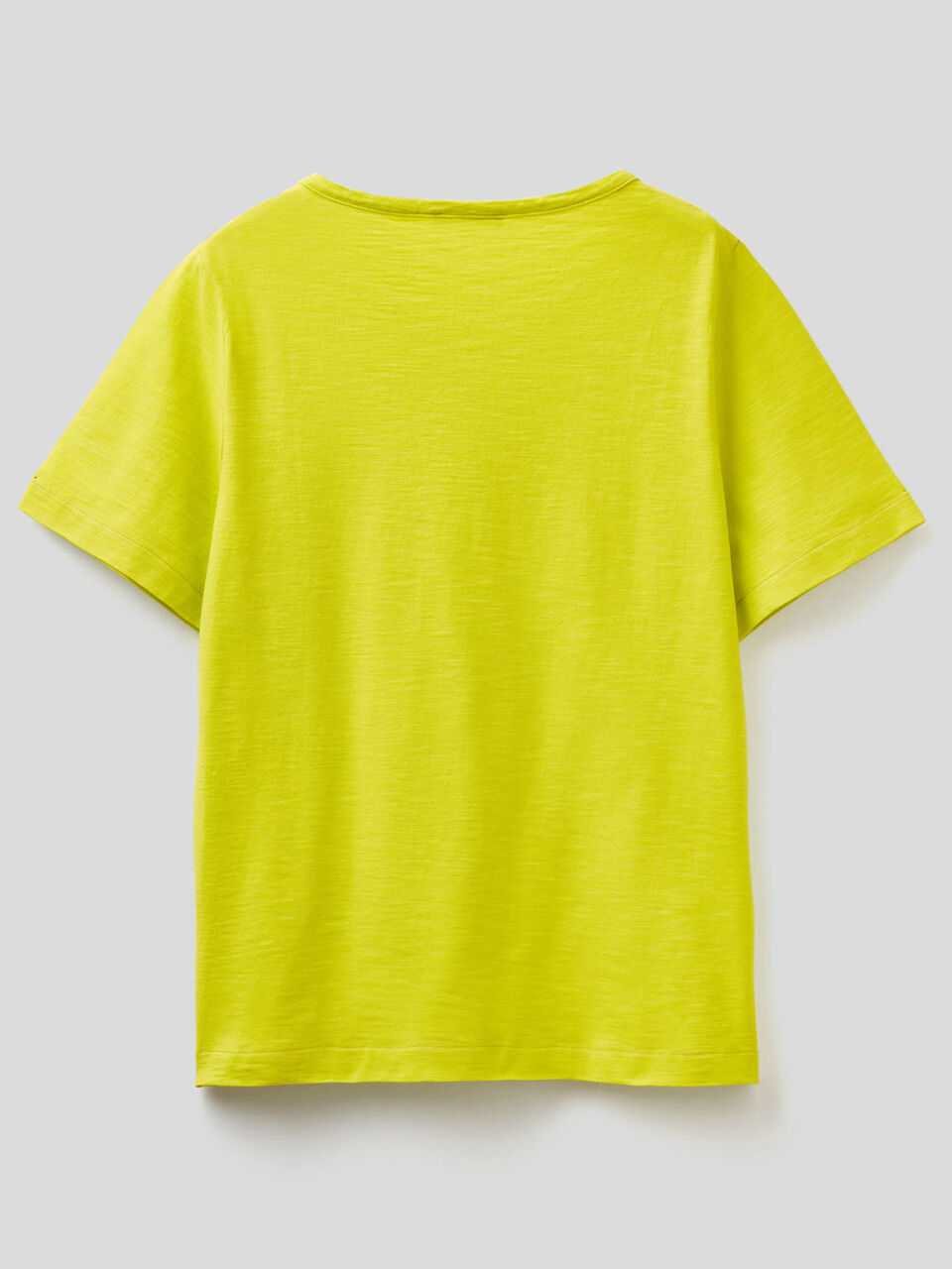 T-shirt tinta unita con taschino image number 2