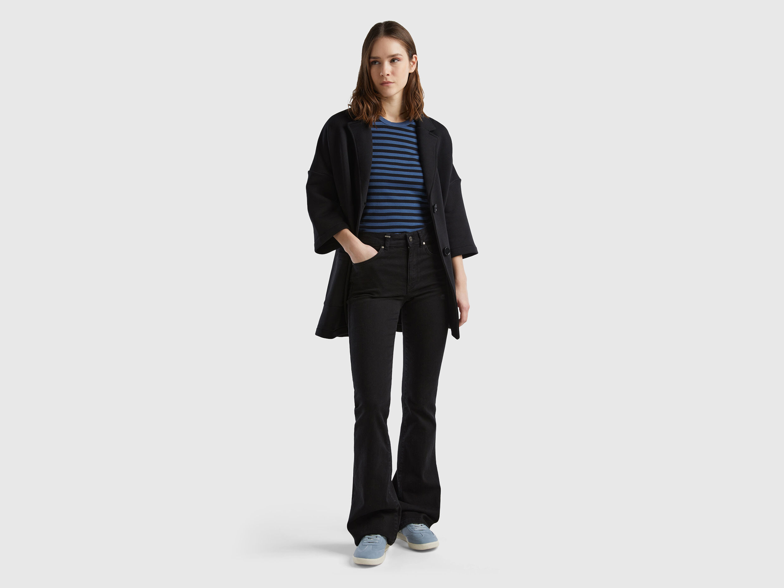 Jeans elasticizzati a zampa Nero Donna Benetton