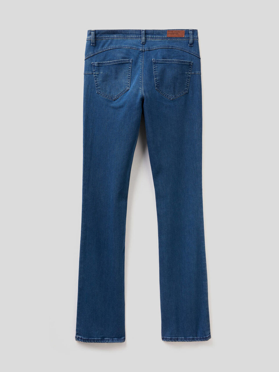 Jeans bootcut push up image number 2