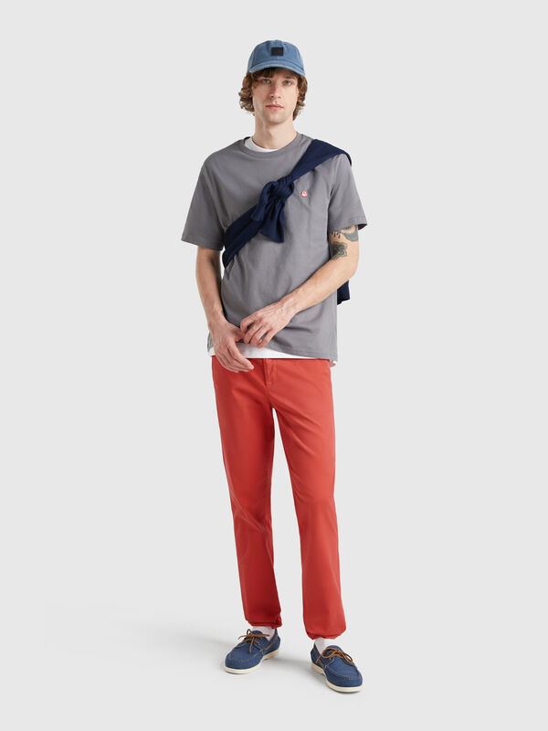 Chino slim fit mattone Uomo