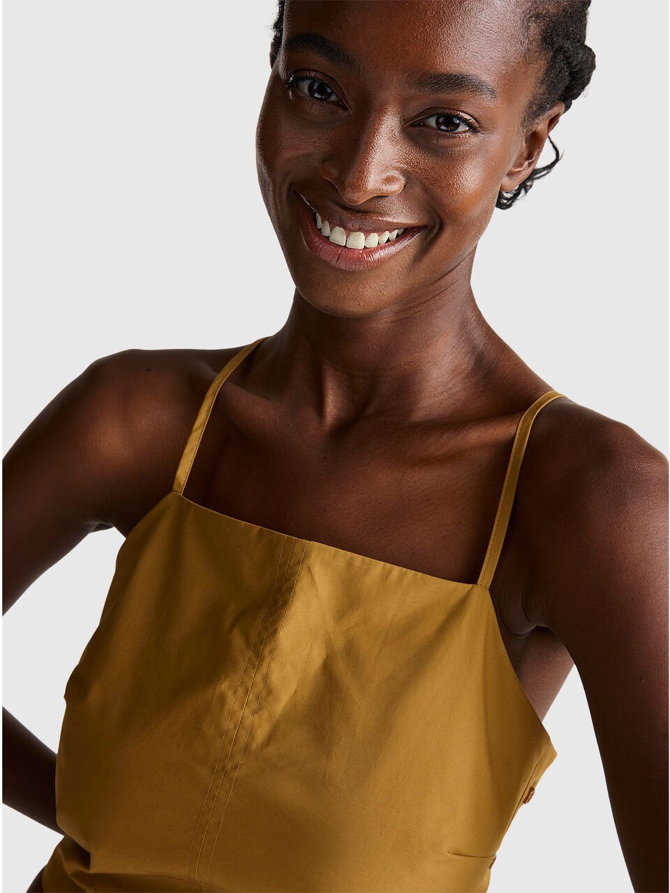 TOP Donna image number null