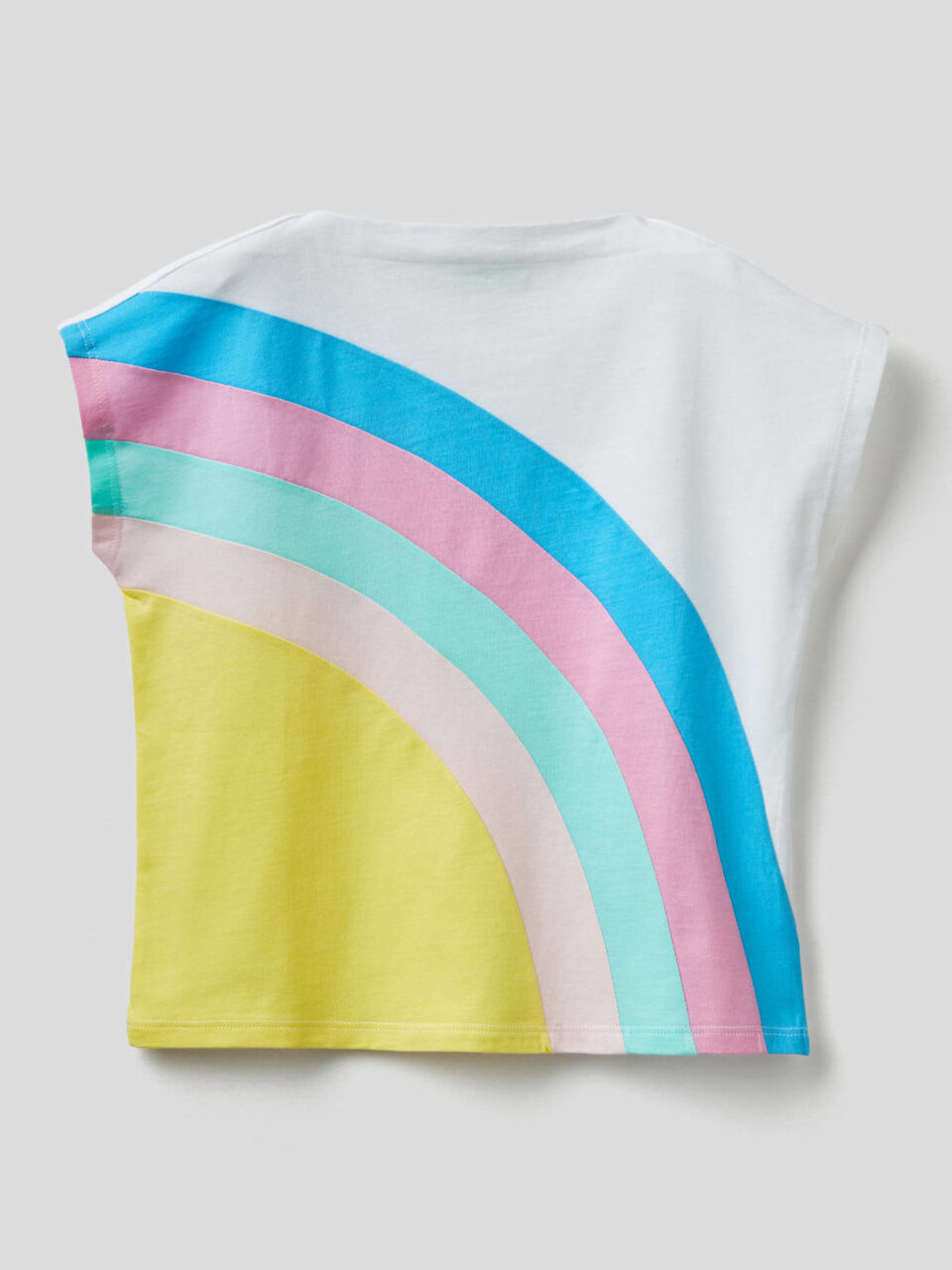 T-shirt con inserti arcobaleno image number 1
