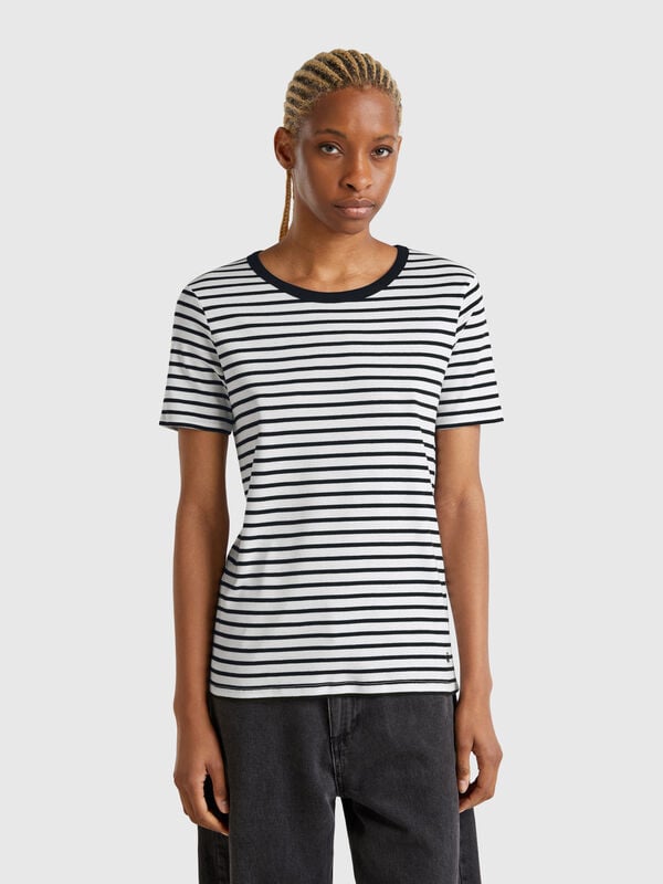 T-shirt girocollo a righe Donna