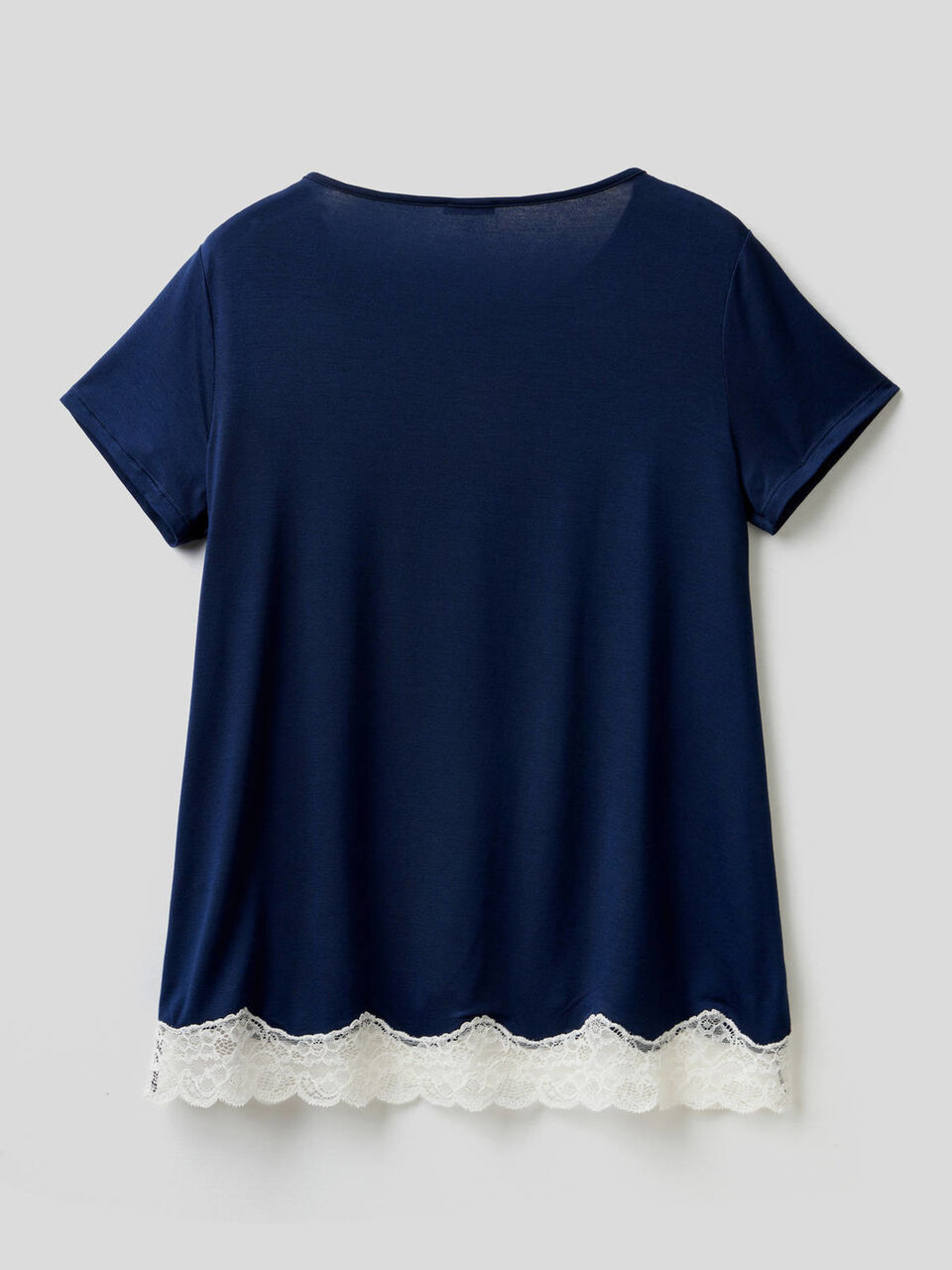 T-shirt manica corta con pizzo image number 2