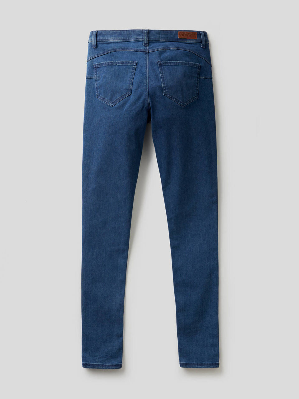 Jeans push up skinny fit image number 2