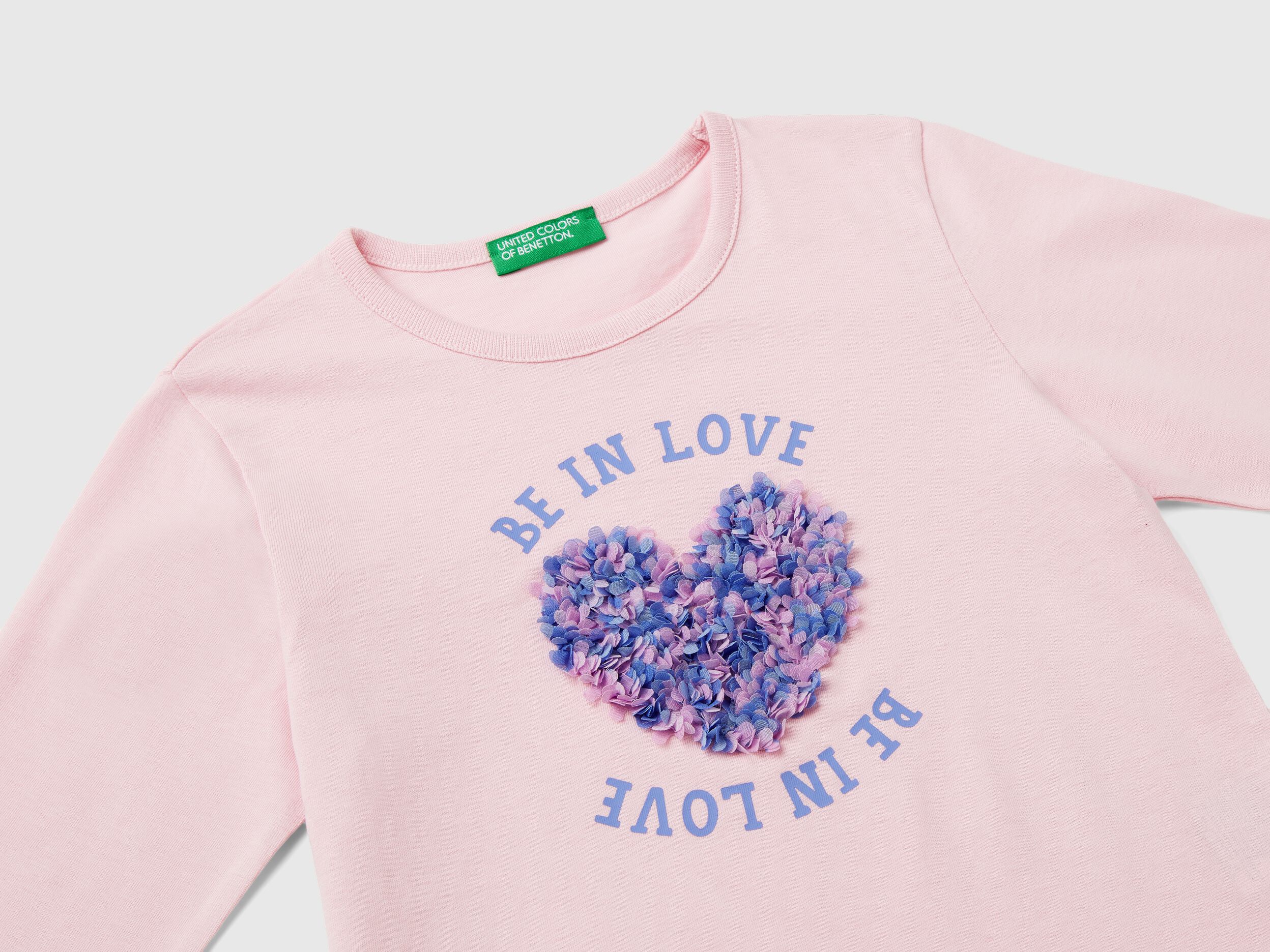 T shirt con applicazione effetto petali Rosa Benetton