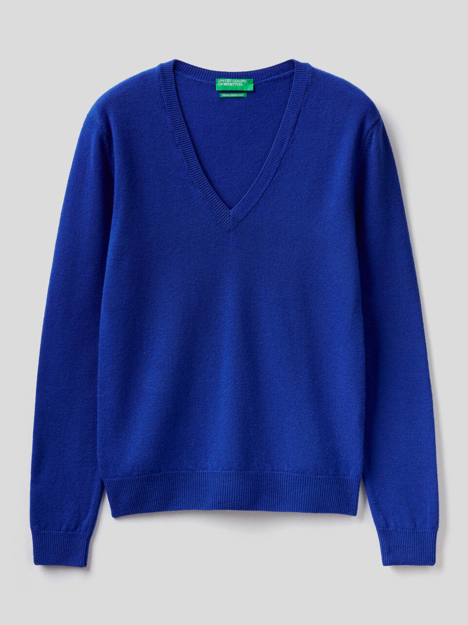 Maglia con scollo a V in pura lana vergine image number 1