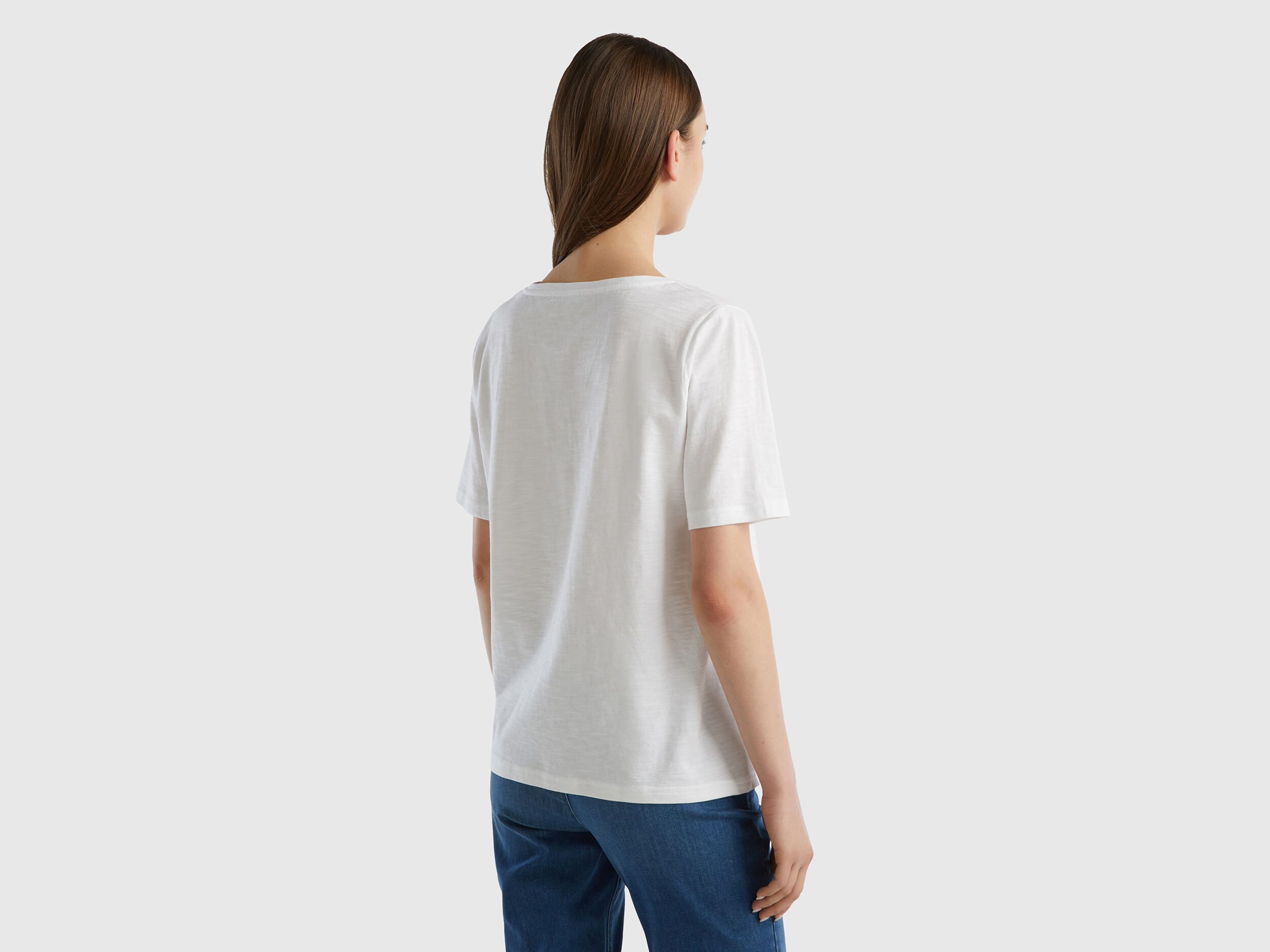 T shirt scollo a V in cotone fiammato Bianco Donna Benetton