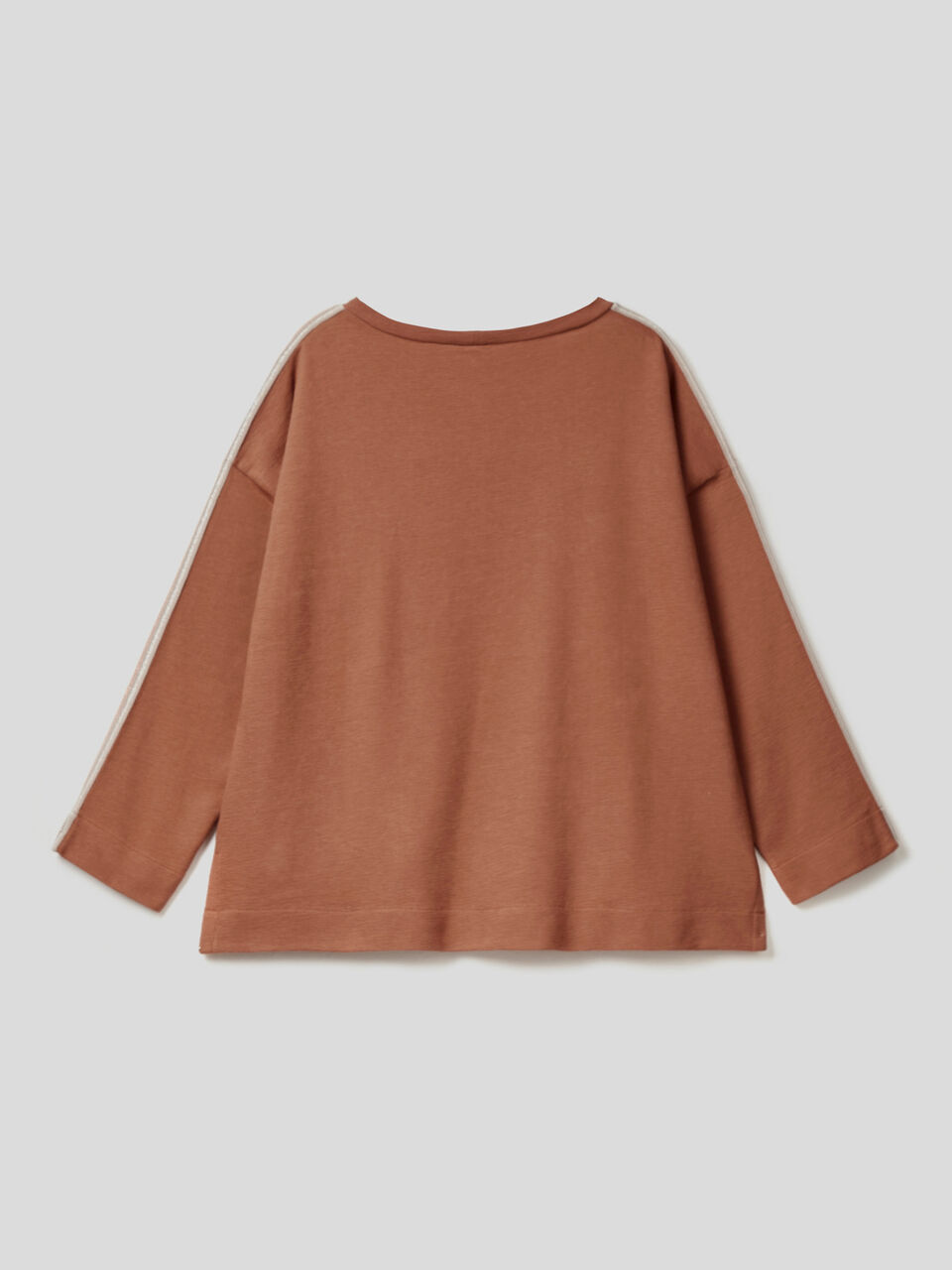 T-shirt boxy in 100% cotone biologico image number 2