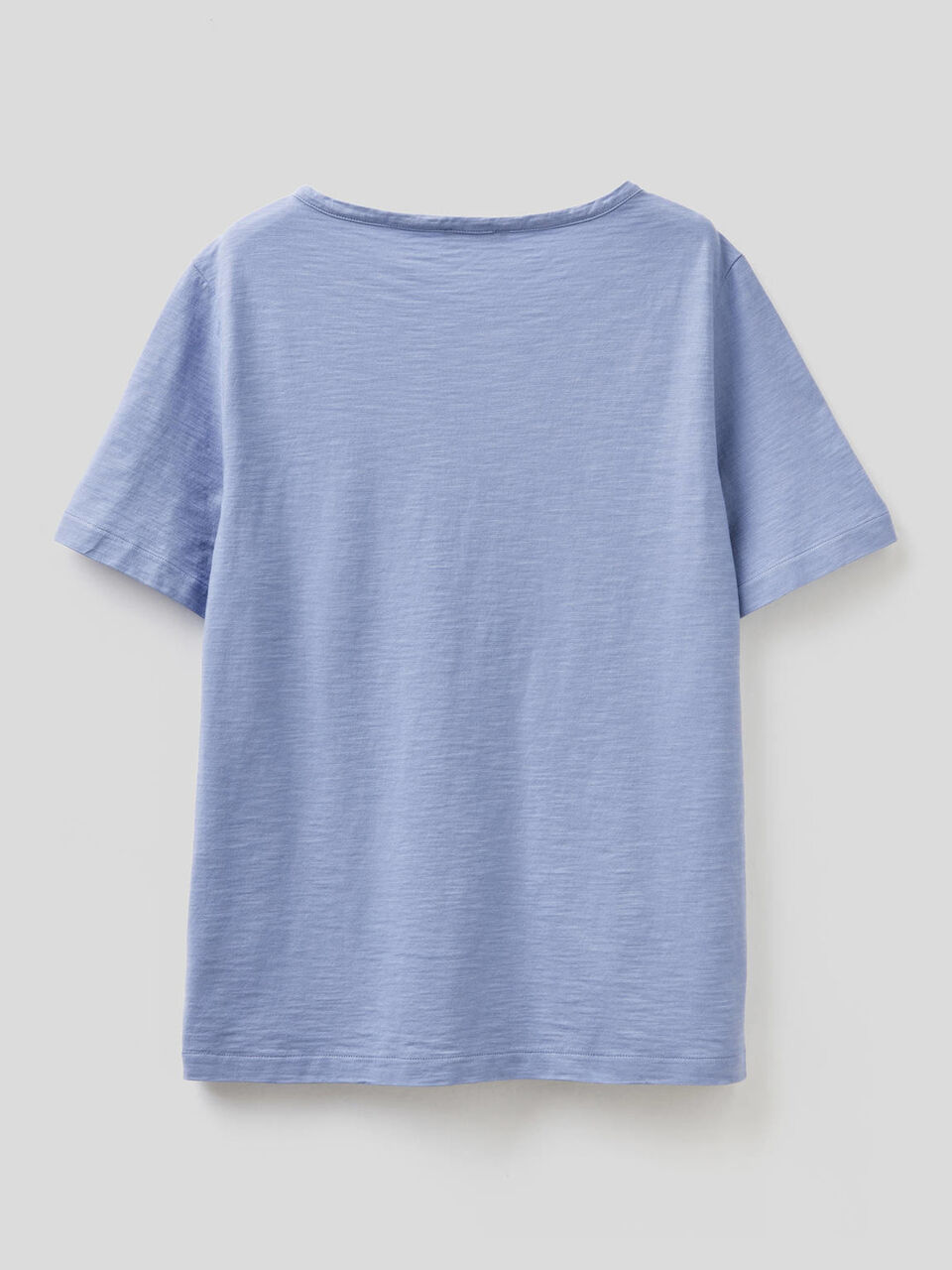 T-shirt tinta unita con taschino image number 2