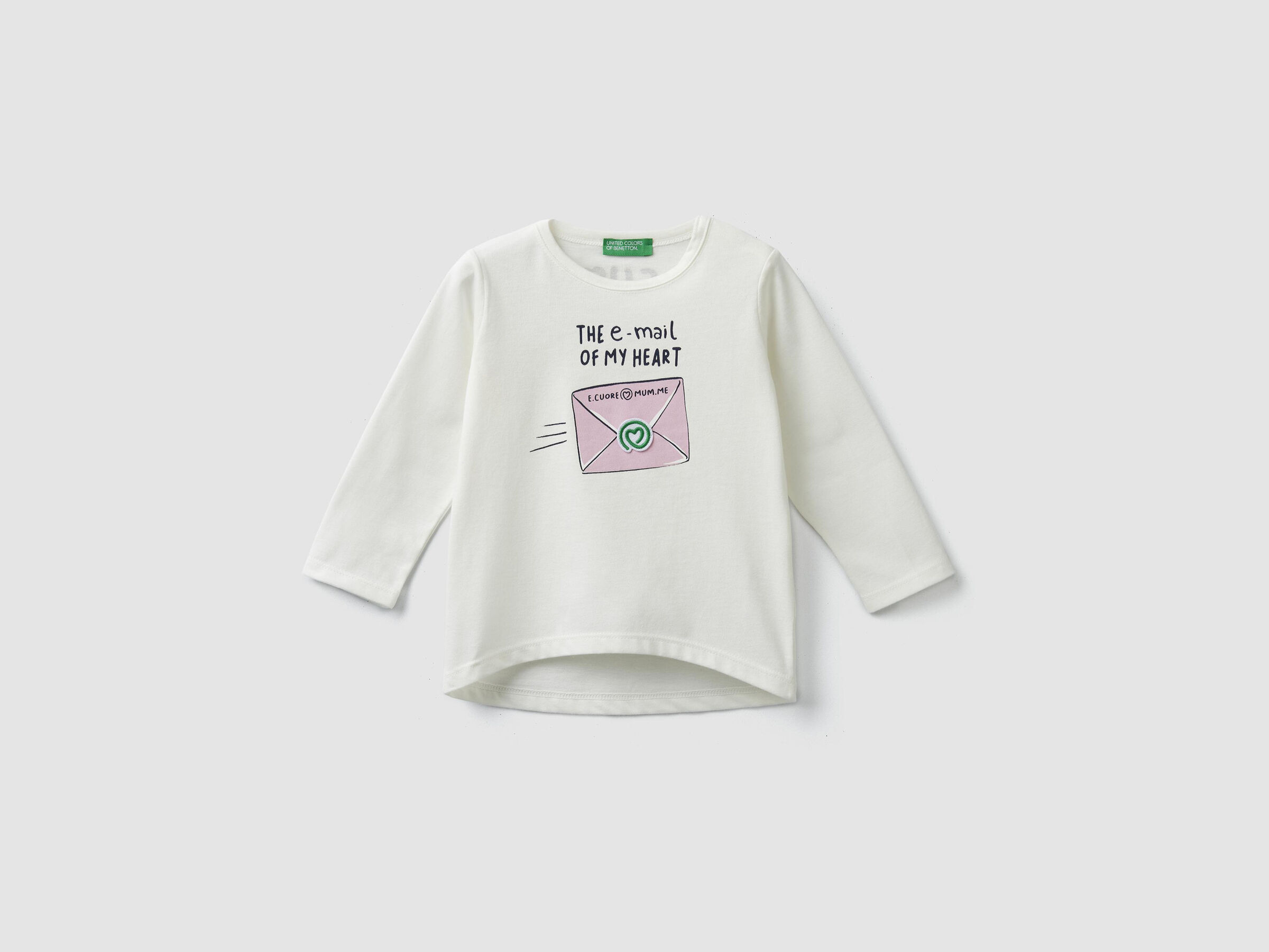 T-shirt con patch e stampe image number null