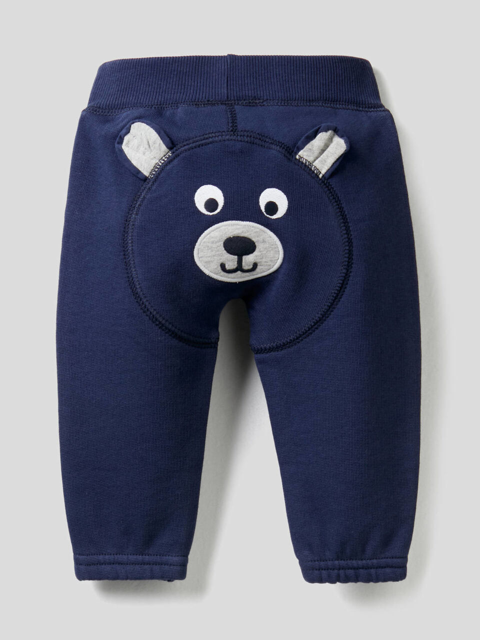 Pantaloni in felpa con ricamo sul retro image number 2