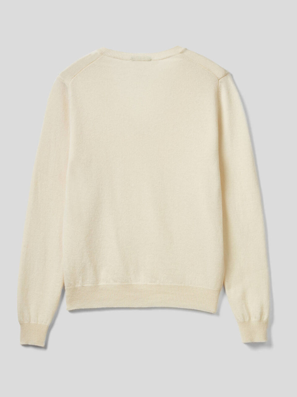 Maglia con scollo a V in pura lana vergine image number 2