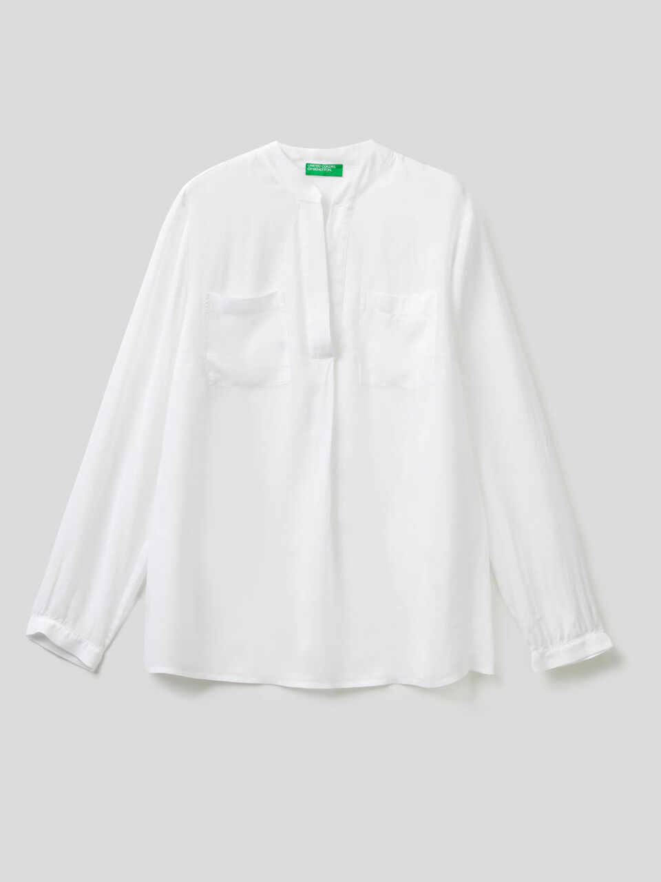 Blusa fluida con scollo a V image number 1