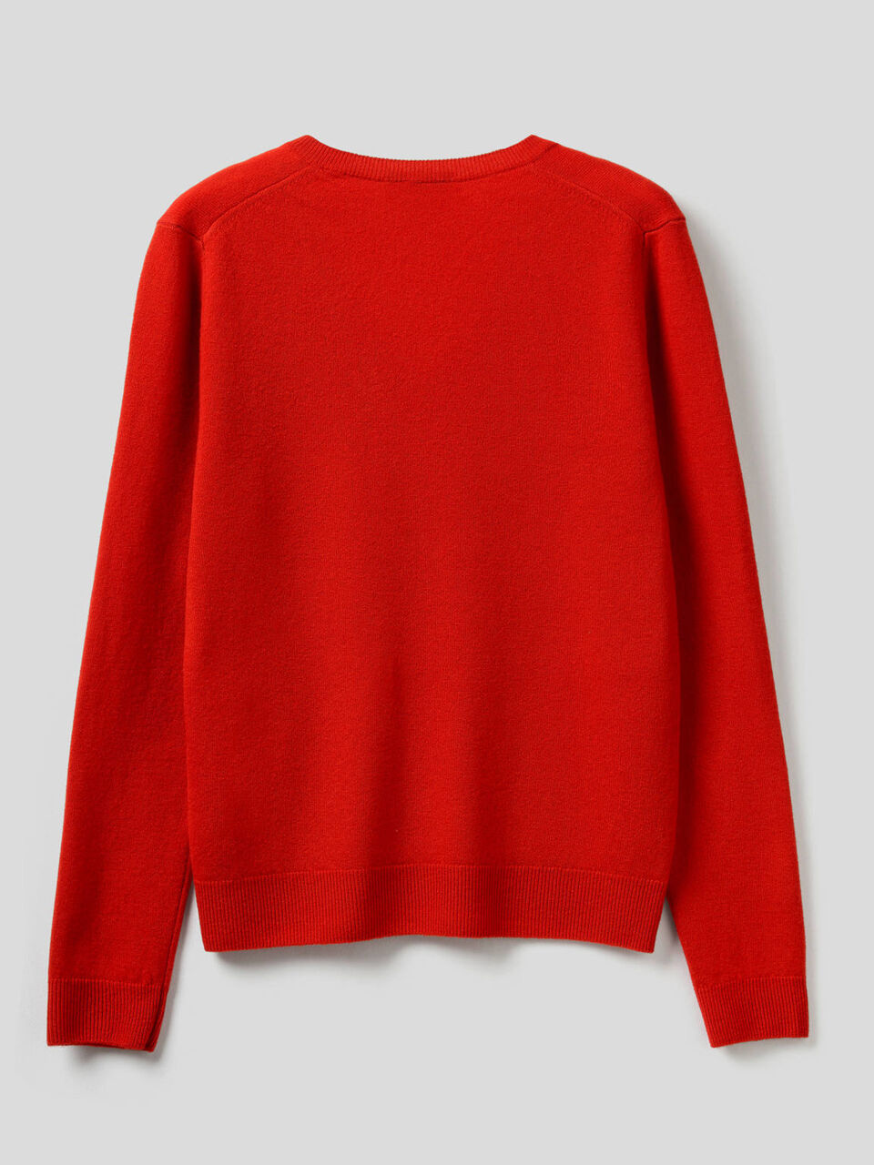 Maglia con scollo a V in pura lana vergine image number 2