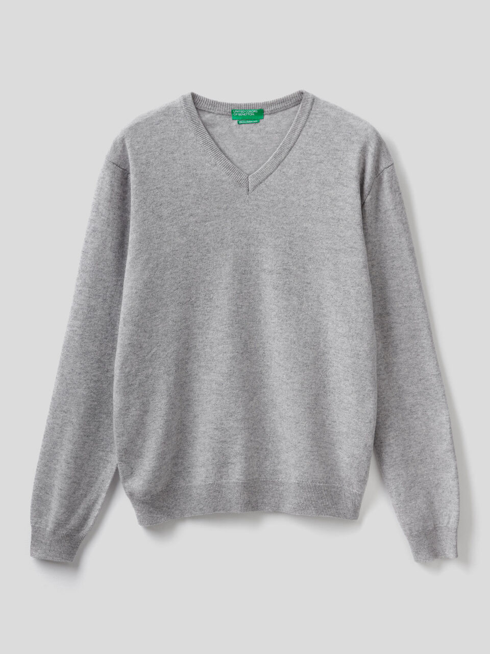 Maglia scollo a V in pura lana vergine image number 1
