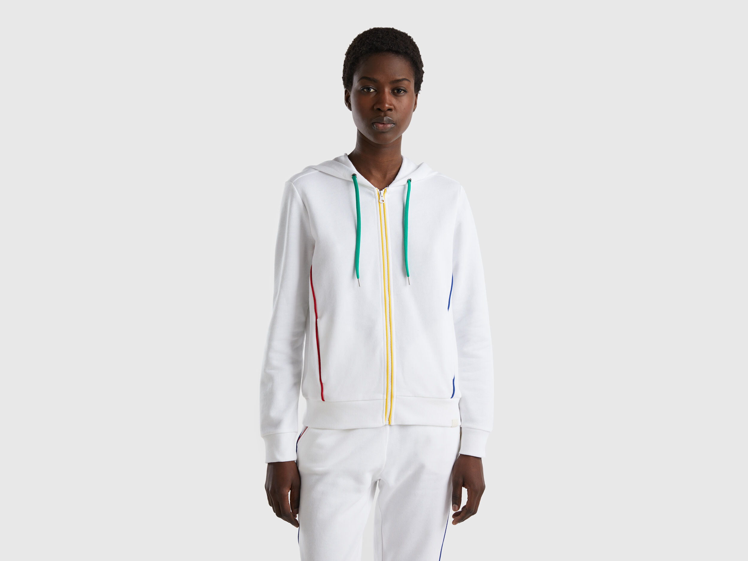 Felpa 100 cotone con zip e cappuccio