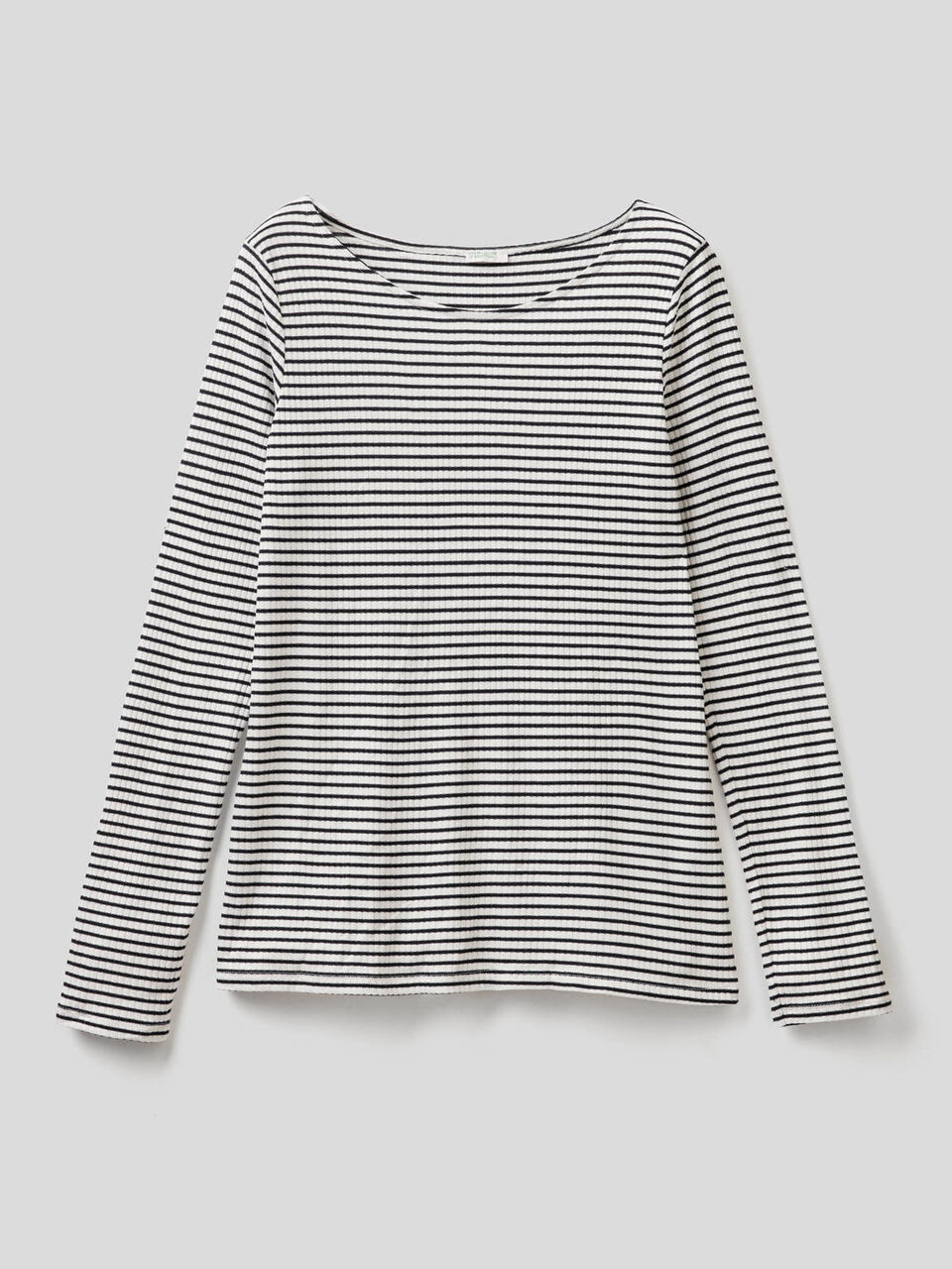 T-shirt a righe in misto viscosa stretch image number 1