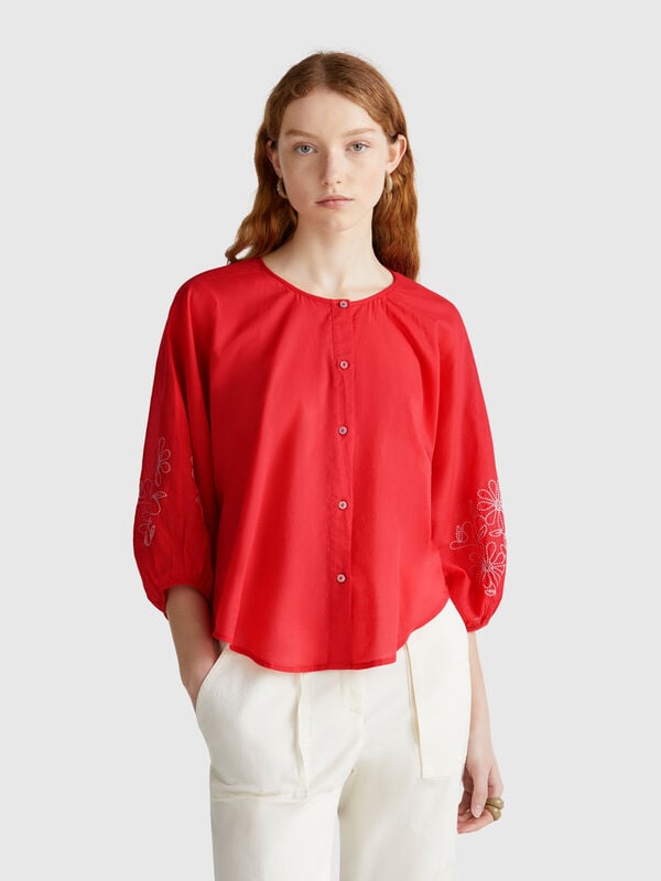 Blusa con ricami floreali Donna
