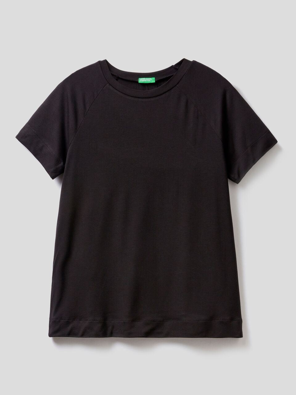 T-shirt fluida a manica corta image number 1