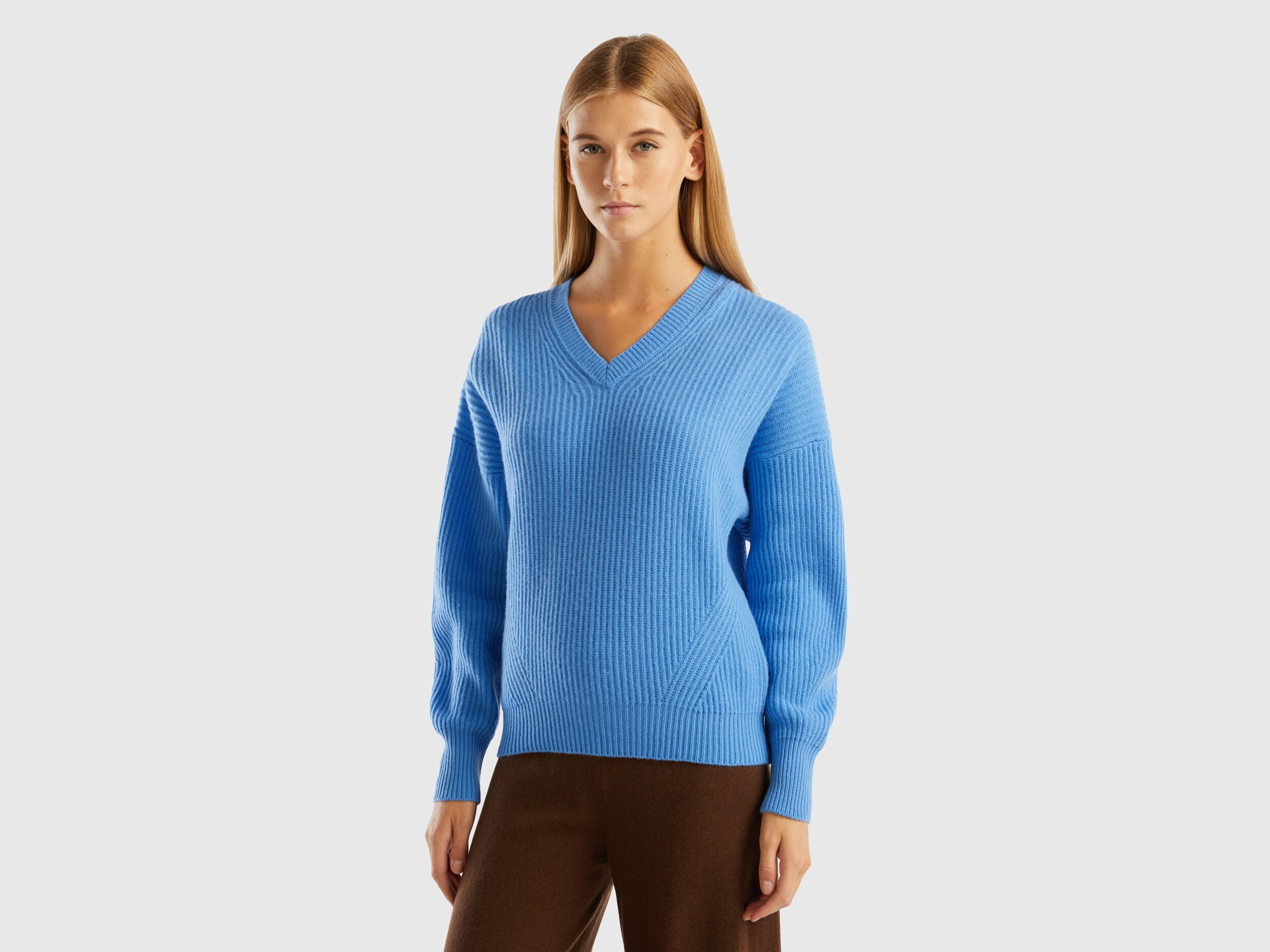 Maglia morbida con scollo a V Azzurro Donna Benetton