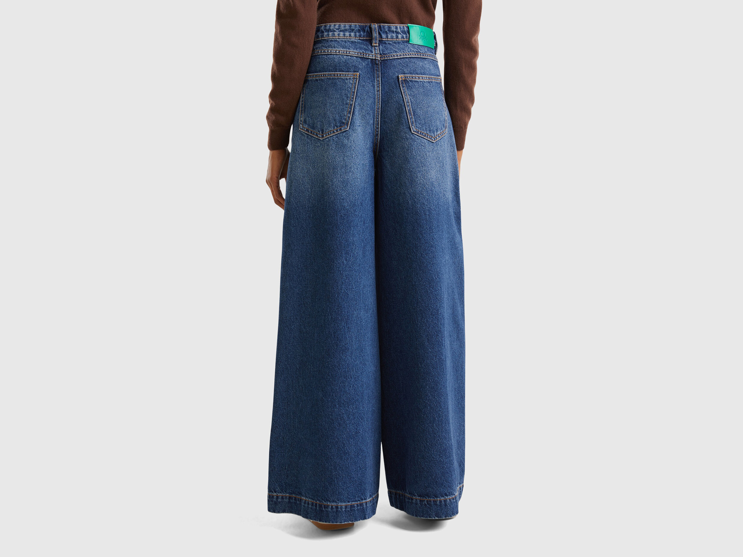 Jeans larghi benetton store