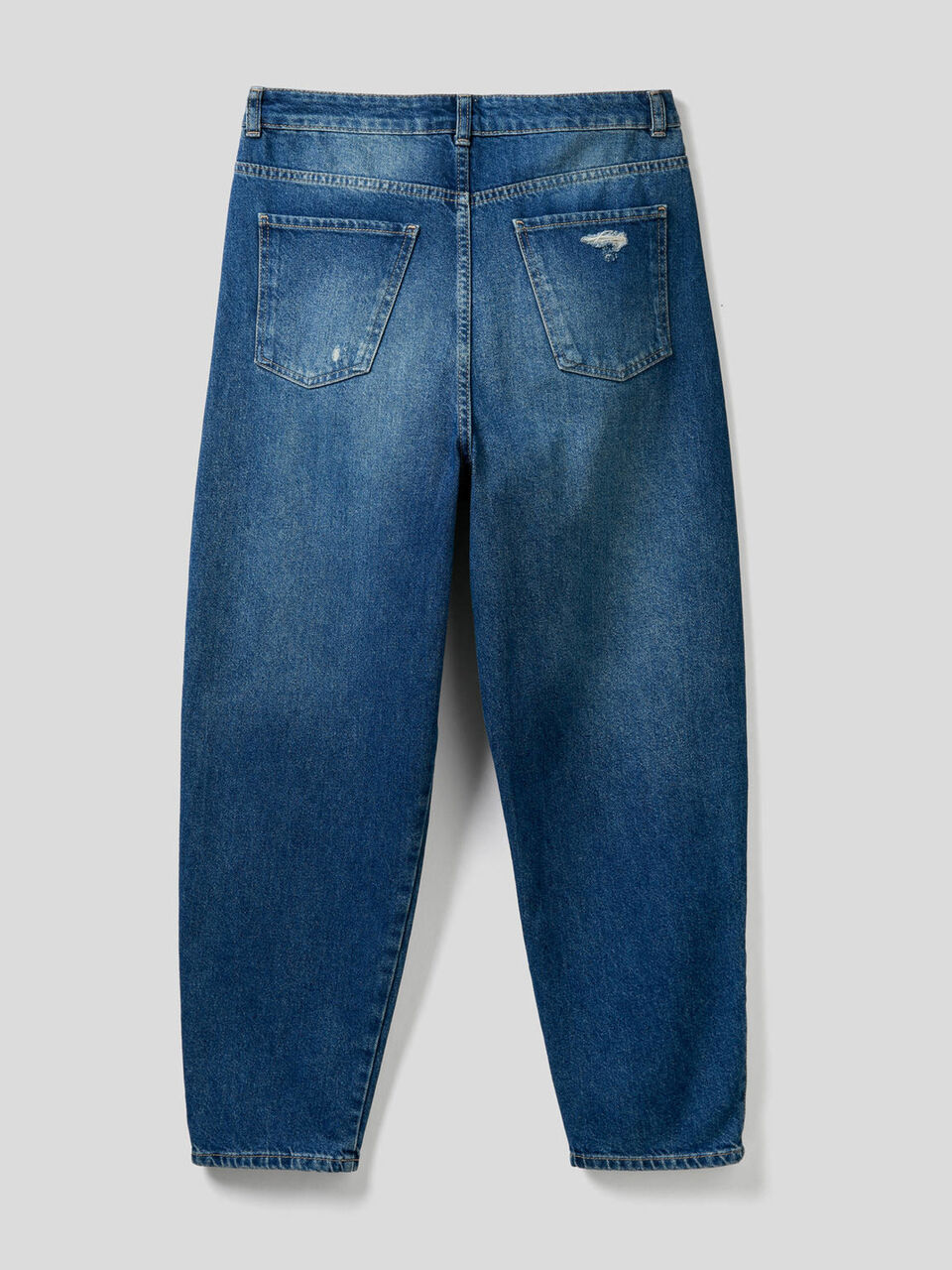 Jeans carrot fit in denim 100% cotone image number null