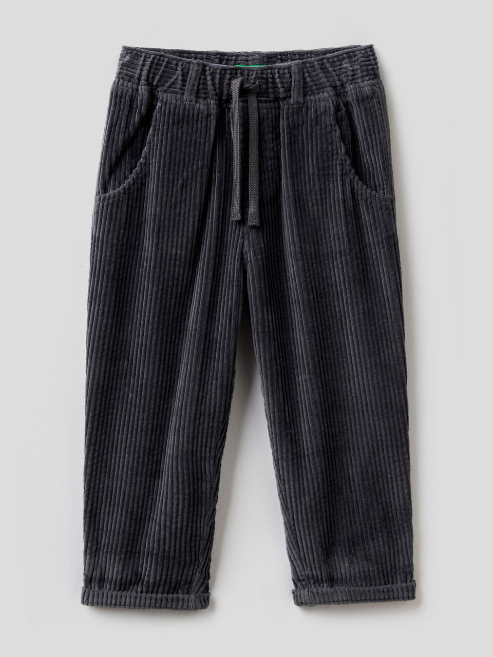 Pantaloni in velluto a costine image number 1