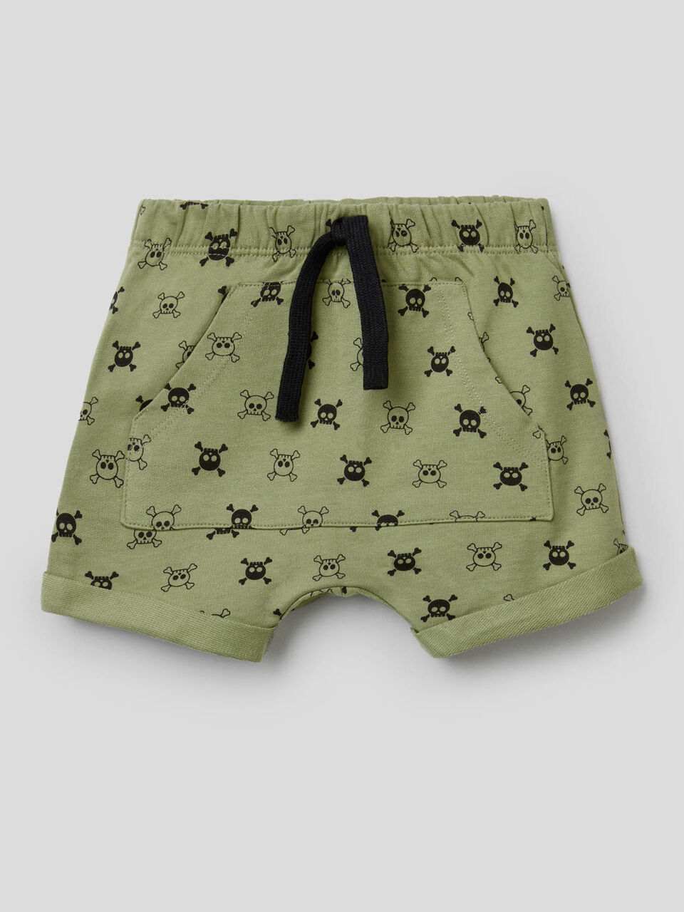 Shorts con maxi tasca image number 1