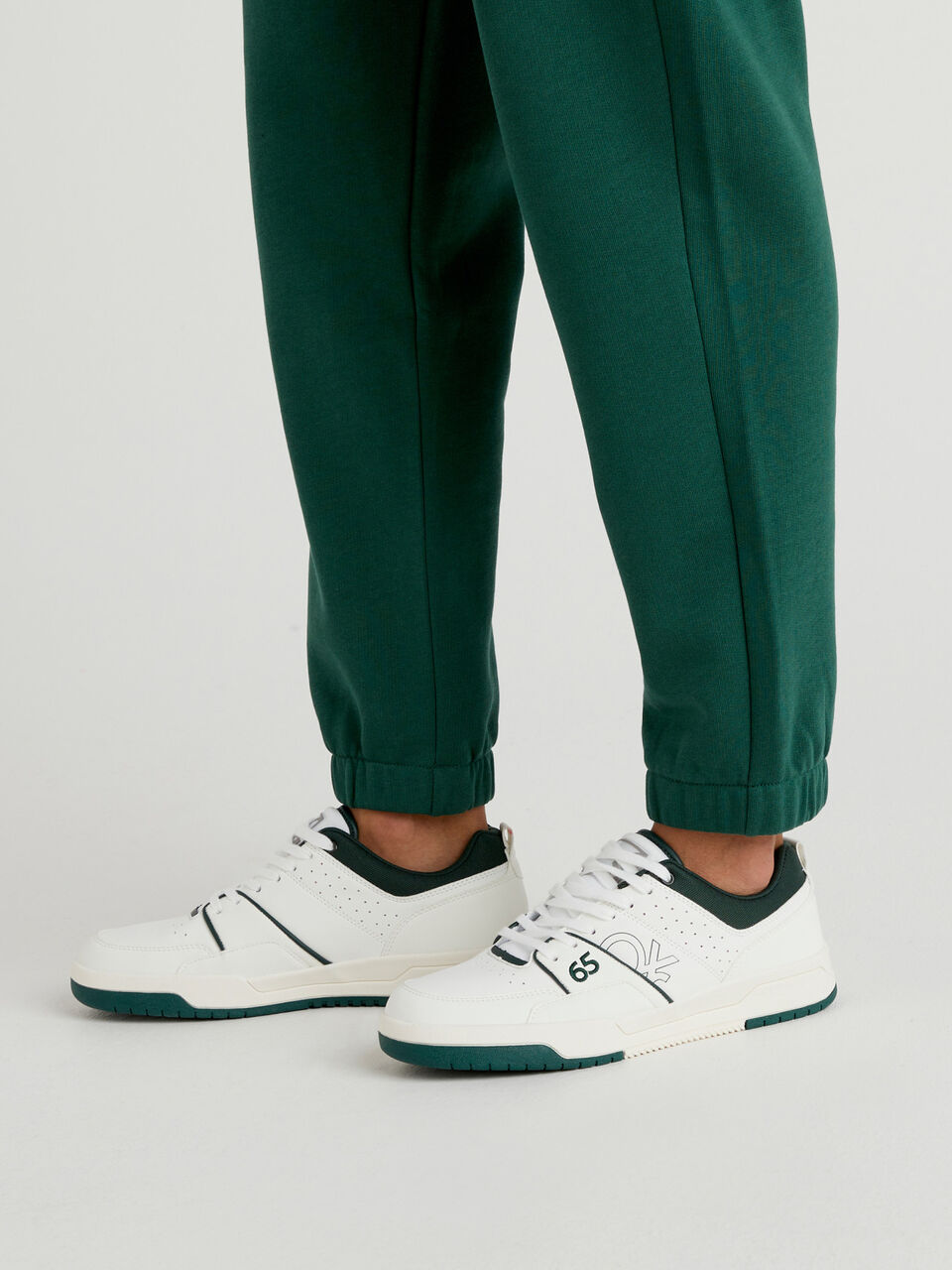 Sneakers basse con lacci e logo image number 2