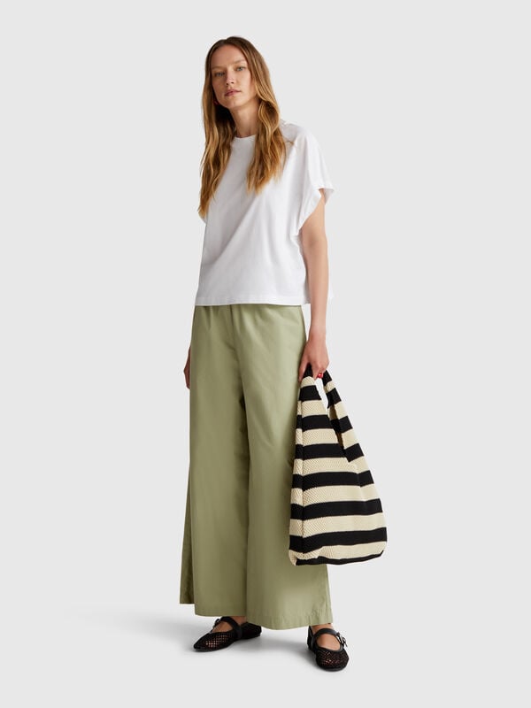 Pantaloni leggeri con gamba ampia Donna