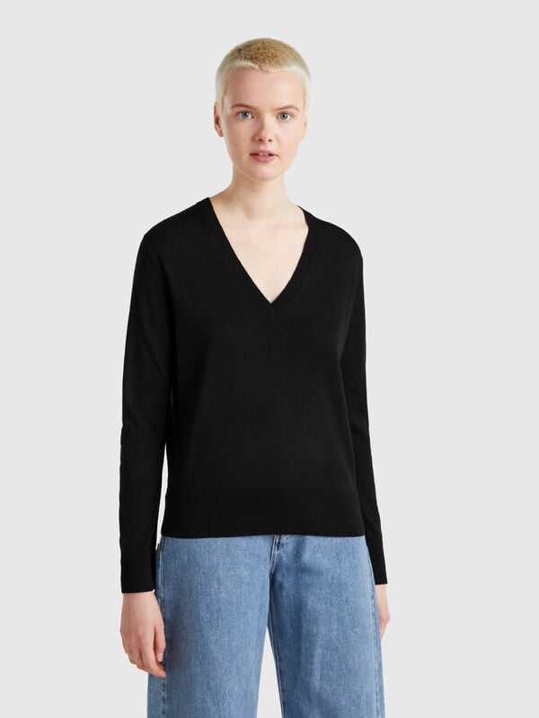 Maglia con scollo a V in misto seta Donna