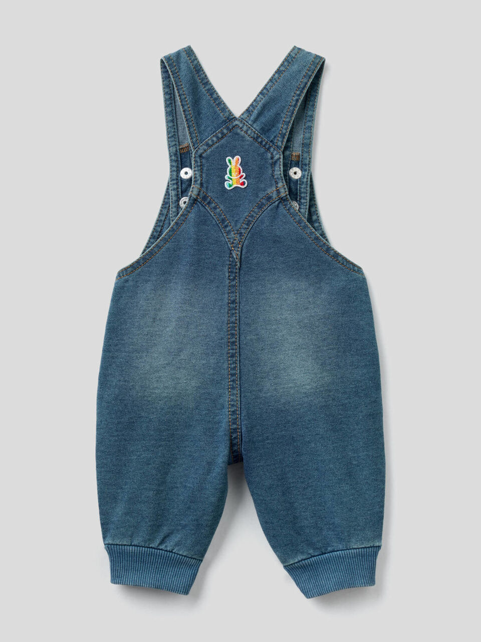 Salopette in felpa effetto jeans image number 2