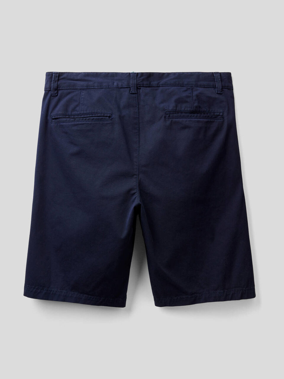 Bermuda chino stretch image number null
